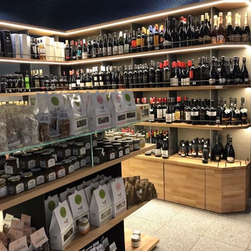 Wine bar “SICILIA’S” – Aeroporto “Vincenzo Bellini” Catania-Fontanarossa (CT)